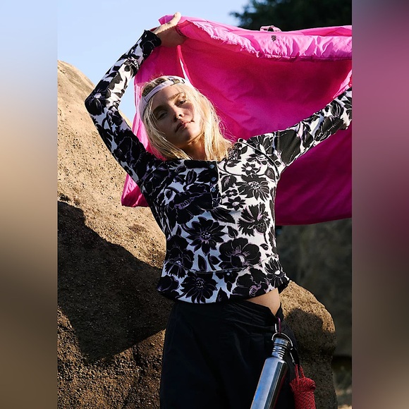 NEW Free People Movement Rally Printed Layer Long Sleeve - Picture 13 of 14